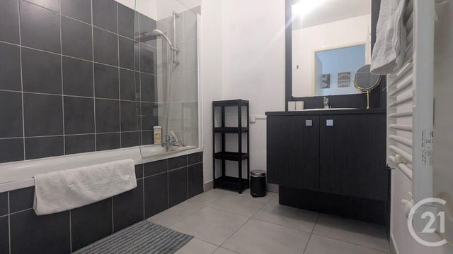 Appartement F3 à vendre - 3 pièces - 54.86 m2 - MONTPELLIER - 34 - LANGUEDOC-ROUSSILLON - Century 21 Port Marianne