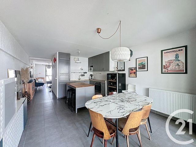 Afficher la photo en grand Appartement F4 à vendre - 4 pièces - 83.88 m2 - MONTPELLIER - 34 - LANGUEDOC-ROUSSILLON - Century 21 Port Marianne