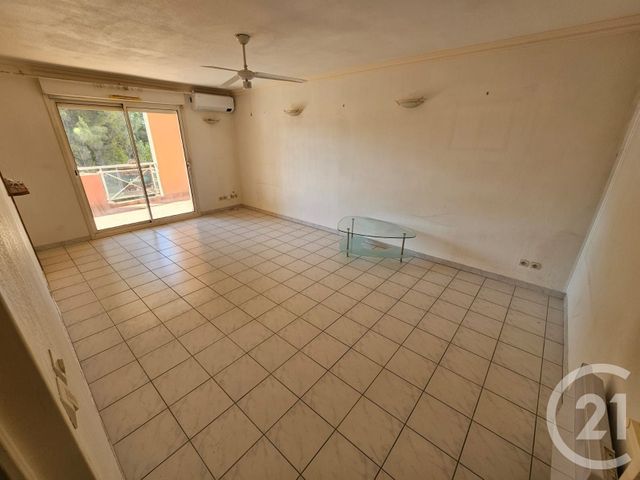 Appartement F4 à louer - 4 pièces - 86.16 m2 - MONTPELLIER - 34 - LANGUEDOC-ROUSSILLON - Century 21 Port Marianne