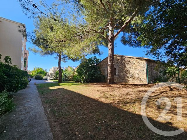 Appartement F4 à louer - 4 pièces - 86.16 m2 - MONTPELLIER - 34 - LANGUEDOC-ROUSSILLON - Century 21 Port Marianne