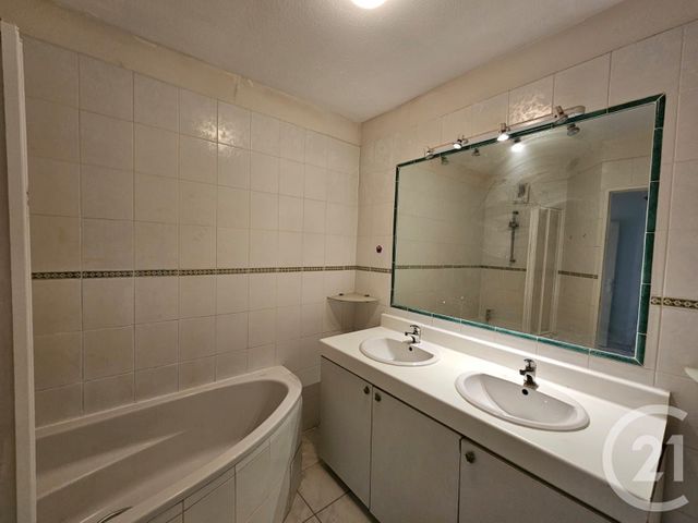 Appartement F4 à louer - 4 pièces - 86.16 m2 - MONTPELLIER - 34 - LANGUEDOC-ROUSSILLON - Century 21 Port Marianne