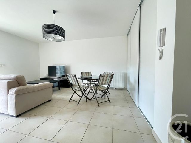 Appartement F2 à vendre - 2 pièces - 49.0 m2 - MONTPELLIER - 34 - LANGUEDOC-ROUSSILLON - Century 21 Port Marianne