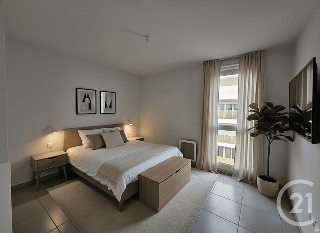 Appartement F3 à vendre - 3 pièces - 63.2 m2 - MONTPELLIER - 34 - LANGUEDOC-ROUSSILLON - Century 21 Port Marianne