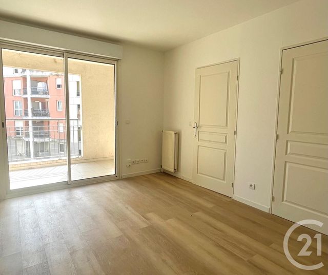 Appartement F2 à louer - 2 pièces - 25.7 m2 - MONTPELLIER - 34 - LANGUEDOC-ROUSSILLON - Century 21 Port Marianne