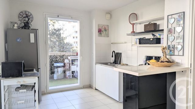 Appartement T3 à vendre - 3 pièces - 64.4 m2 - MONTPELLIER - 34 - LANGUEDOC-ROUSSILLON - Century 21 Port Marianne