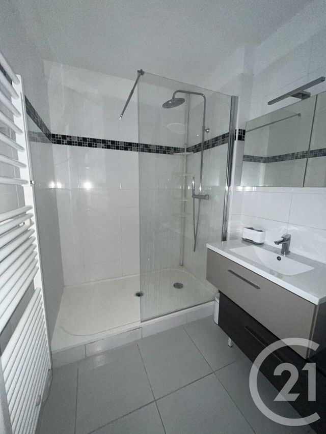 Appartement Studio à louer - 1 pièce - 35.0 m2 - MONTPELLIER - 34 - LANGUEDOC-ROUSSILLON - Century 21 Port Marianne