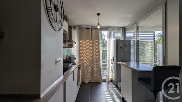 Appartement F3 à vendre - 3 pièces - 67.85 m2 - MONTPELLIER - 34 - LANGUEDOC-ROUSSILLON - Century 21 Port Marianne