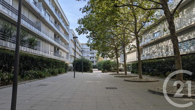 Appartement F3 à vendre - 3 pièces - 67.85 m2 - MONTPELLIER - 34 - LANGUEDOC-ROUSSILLON - Century 21 Port Marianne
