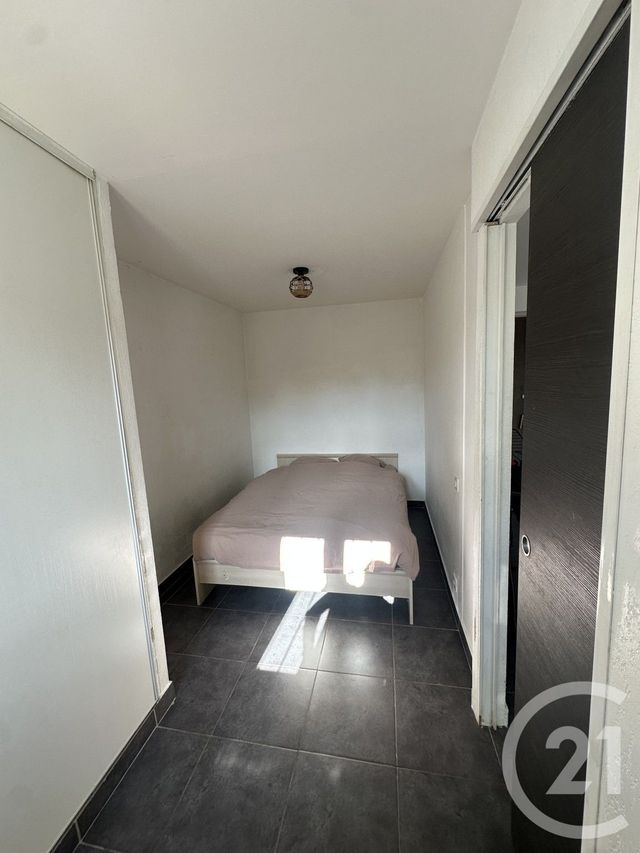Appartement F1 à louer - 2 pièces - 30.0 m2 - MONTPELLIER - 34 - LANGUEDOC-ROUSSILLON - Century 21 Port Marianne