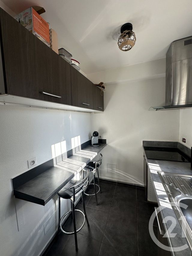 Appartement F1 à louer - 2 pièces - 30.0 m2 - MONTPELLIER - 34 - LANGUEDOC-ROUSSILLON - Century 21 Port Marianne