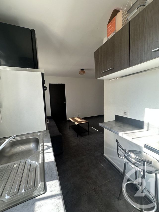 Appartement F1 à louer - 2 pièces - 30.0 m2 - MONTPELLIER - 34 - LANGUEDOC-ROUSSILLON - Century 21 Port Marianne