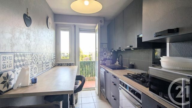 Appartement F3 à vendre - 3 pièces - 70.86 m2 - MONTPELLIER - 34 - LANGUEDOC-ROUSSILLON - Century 21 Port Marianne