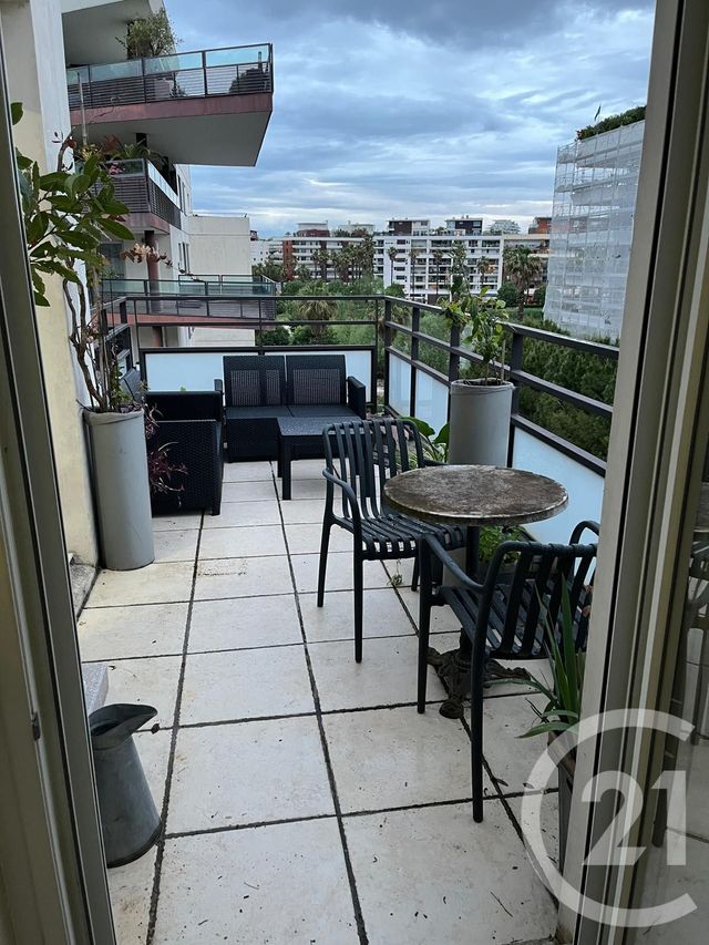 Appartement F3 à louer - 3 pièces - 60.5 m2 - MONTPELLIER - 34 - LANGUEDOC-ROUSSILLON - Century 21 Port Marianne