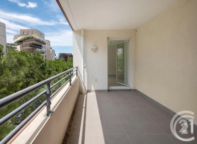 Appartement F2 à louer - 2 pièces - 42.0 m2 - MONTPELLIER - 34 - LANGUEDOC-ROUSSILLON - Century 21 Port Marianne