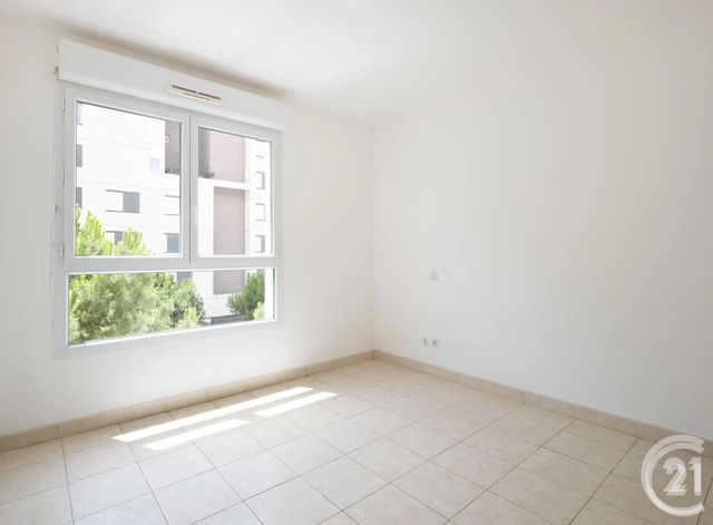 Appartement F2 à louer - 2 pièces - 42.0 m2 - MONTPELLIER - 34 - LANGUEDOC-ROUSSILLON - Century 21 Port Marianne