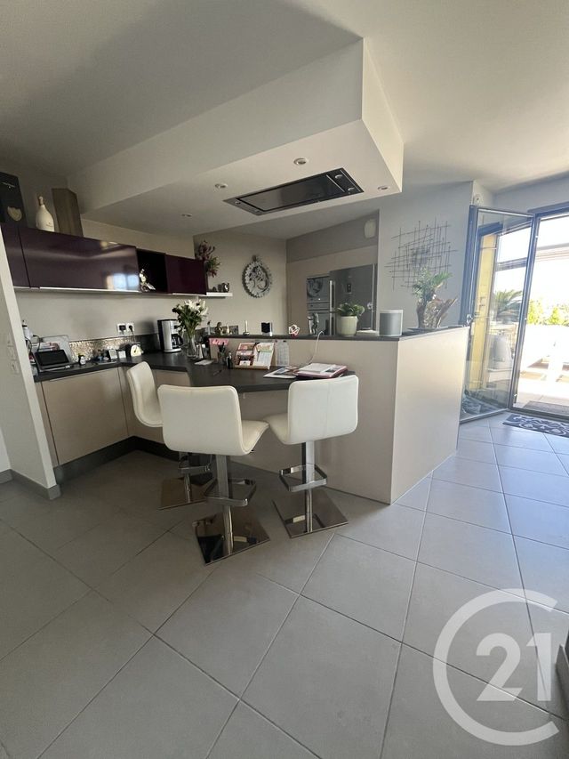 Appartement F5 à louer - 5 pièces - 135.0 m2 - MONTPELLIER - 34 - LANGUEDOC-ROUSSILLON - Century 21 Port Marianne