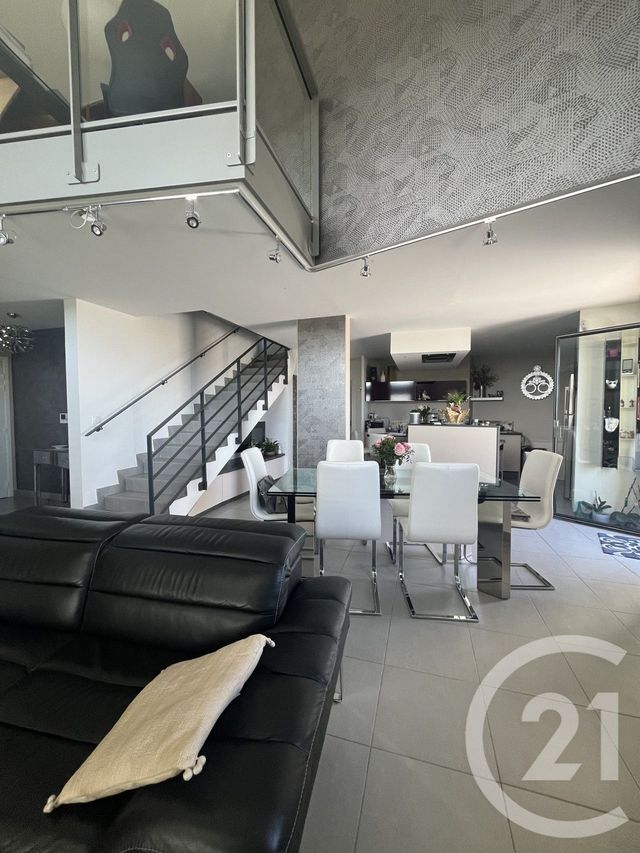 Appartement F5 à louer - 5 pièces - 135.0 m2 - MONTPELLIER - 34 - LANGUEDOC-ROUSSILLON - Century 21 Port Marianne