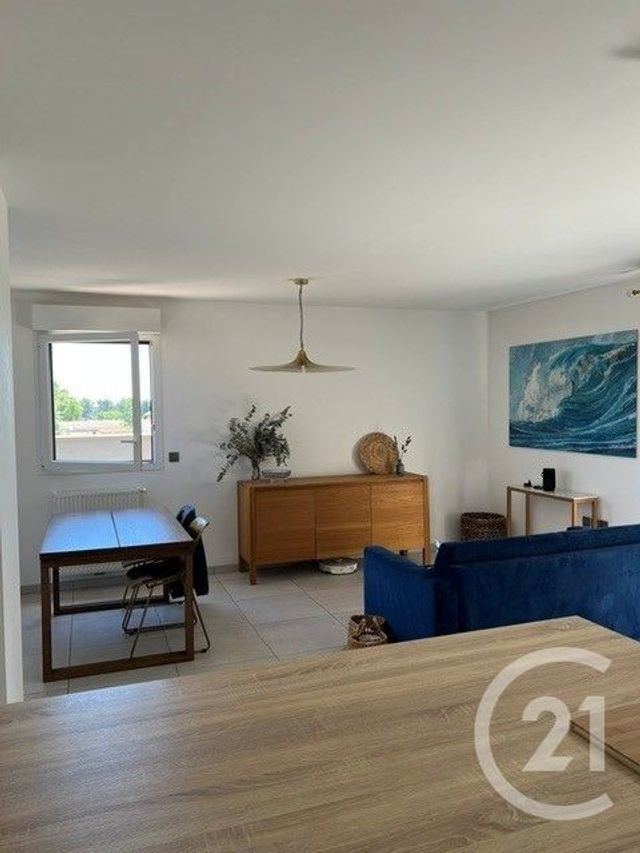 Appartement F4 à louer - 4 pièces - 90.0 m2 - MONTPELLIER - 34 - LANGUEDOC-ROUSSILLON - Century 21 Port Marianne