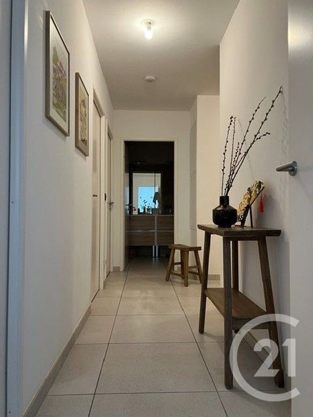 Appartement F4 à louer - 4 pièces - 90.0 m2 - MONTPELLIER - 34 - LANGUEDOC-ROUSSILLON - Century 21 Port Marianne