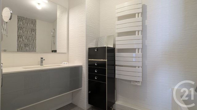 Appartement F4 à vendre - 4 pièces - 87.66 m2 - MONTPELLIER - 34 - LANGUEDOC-ROUSSILLON - Century 21 Port Marianne
