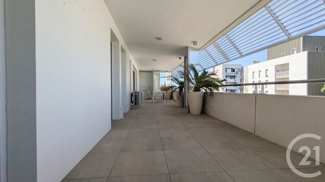 Appartement F4 à vendre - 4 pièces - 87.66 m2 - MONTPELLIER - 34 - LANGUEDOC-ROUSSILLON - Century 21 Port Marianne