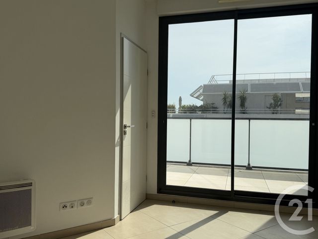 Appartement F2 à vendre - 2 pièces - 45.0 m2 - MONTPELLIER - 34 - LANGUEDOC-ROUSSILLON - Century 21 Port Marianne