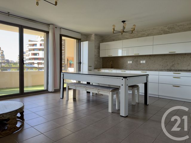 Appartement F4 à vendre - 4 pièces - 88.05 m2 - MONTPELLIER - 34 - LANGUEDOC-ROUSSILLON - Century 21 Port Marianne