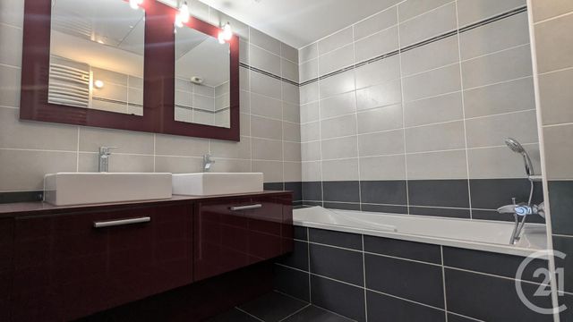 Appartement T3 à vendre - 3 pièces - 70.07 m2 - MONTPELLIER - 34 - LANGUEDOC-ROUSSILLON - Century 21 Port Marianne