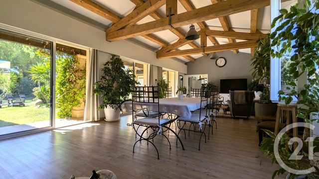 maison à vendre - 8 pièces - 197.04 m2 - AIMARGUES - 30 - LANGUEDOC-ROUSSILLON - Century 21 Port Marianne