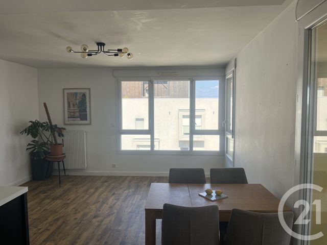 Appartement F4 à louer - 4 pièces - 77.66 m2 - MONTPELLIER - 34 - LANGUEDOC-ROUSSILLON - Century 21 Port Marianne