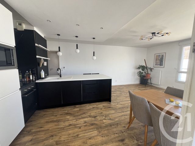 Appartement F4 à louer - 4 pièces - 77.66 m2 - MONTPELLIER - 34 - LANGUEDOC-ROUSSILLON - Century 21 Port Marianne